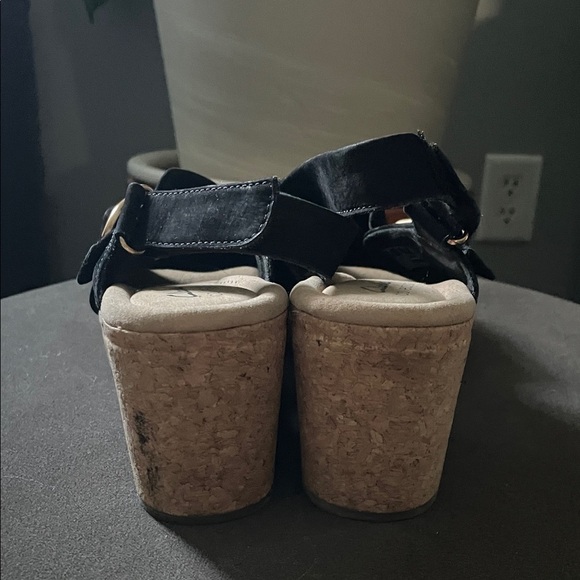 Clarks Giselle Black Women's 9 Wedge Cork Sandal Suede Buckle - Picture 3 of 8